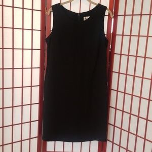 Black Sleeveless Dress